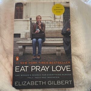 Eat Pray Love Paperback Novel Book by Elizabeth Gilbert NYT Bestseller